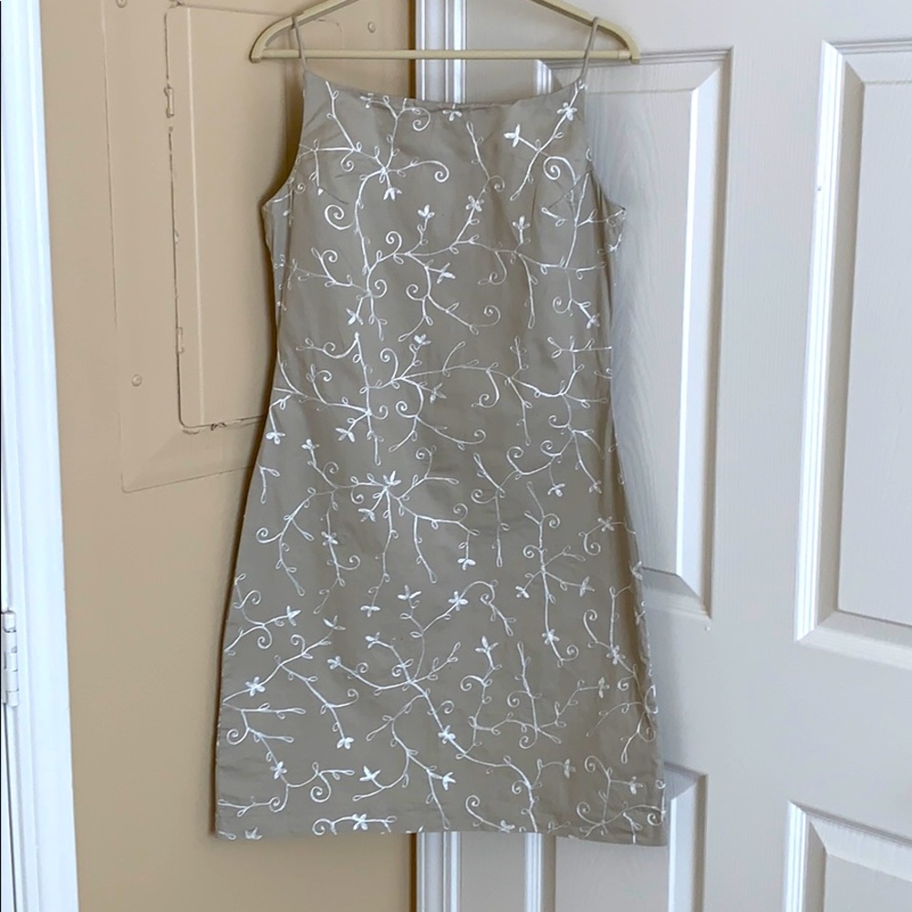 Tommy Hilfiger Beige Embroidered Cotton Dress